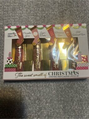 Too Faced Melted Matte Christmas Treats Lipstick Set